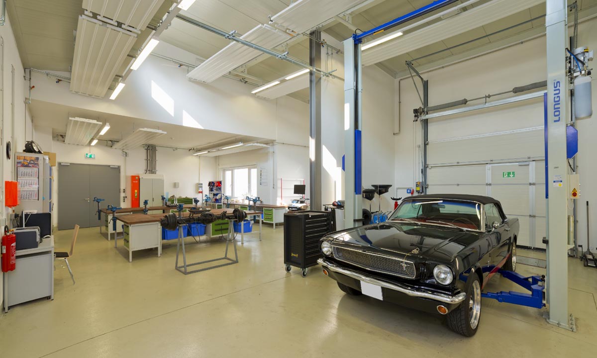 EF AWZ Schwerborner Str 35 SEP5905.jpg